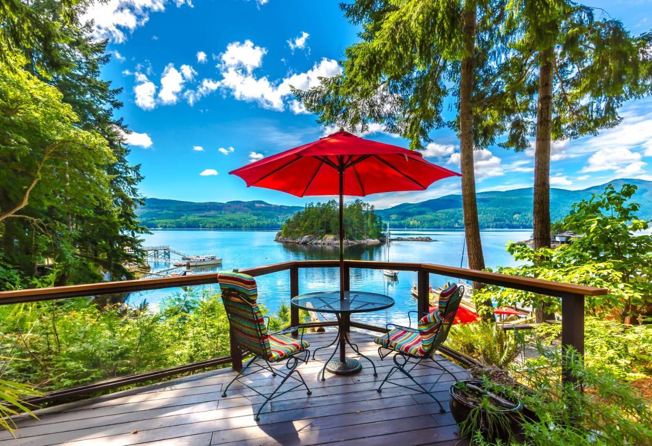 Tranquility Bay Waterfront Inn Sechelt Εξωτερικό φωτογραφία